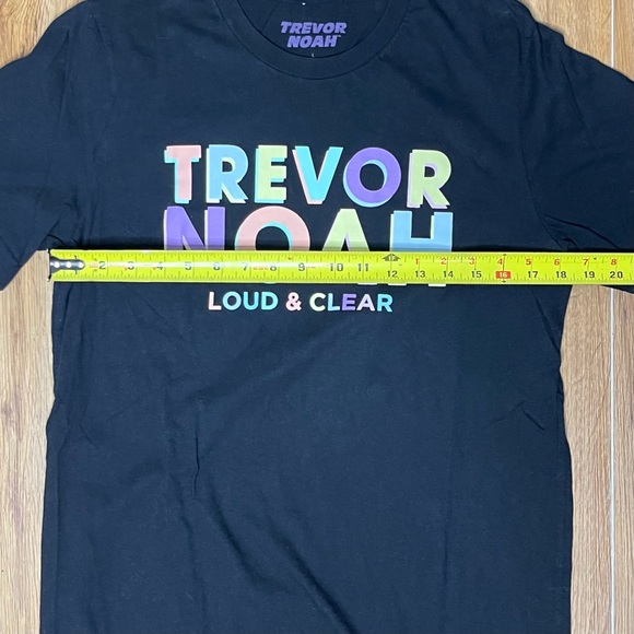 Trevor Noah Tour Shirt Loud & Clear Official LARGE Grammy Host Comedy Daily Show - Picture 4 of 5